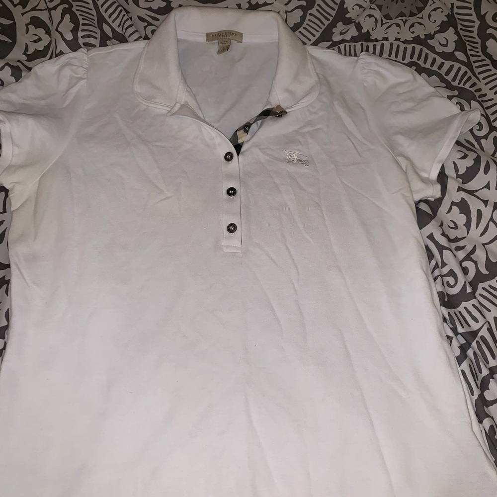 Burberry Cap Sleeve Blouse👚🤩